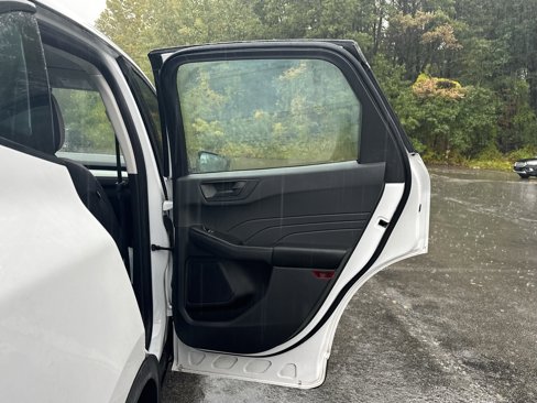 Used 2022 Ford Escape S image 25