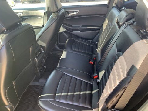 Used 2023 Ford Edge SEL w/ Convenience Package image 10