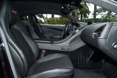 Used 2014 Aston Martin Vanquish Coupe image 16