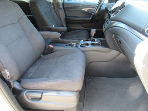 Used 2020 Honda Pilot EX image 9