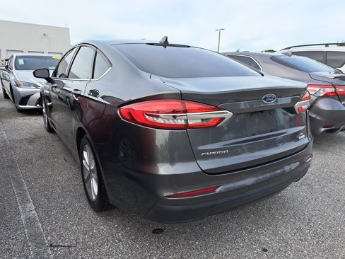 Used 2019 Ford Fusion SE image 5