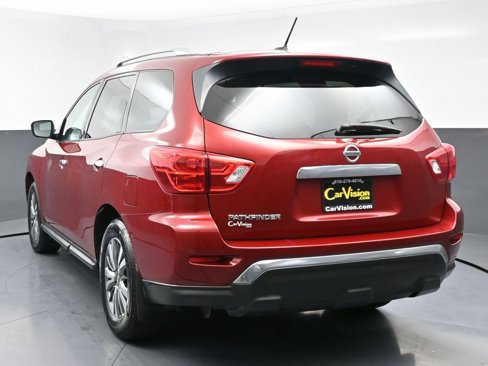 Used 2018 Nissan Pathfinder S image 7