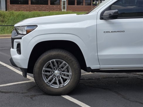 Used 2024 Chevrolet Colorado LT image 8