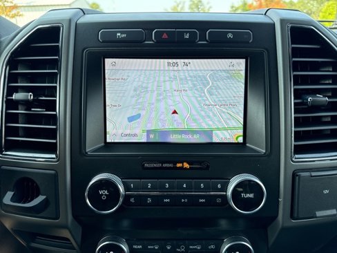Used 2021 Ford Expedition XLT image 17