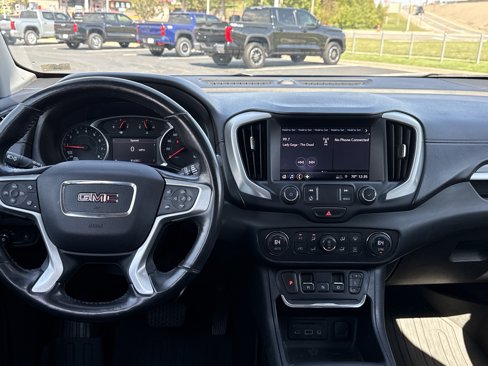 Used 2020 GMC Terrain SLT w/ Preferred Package image 29