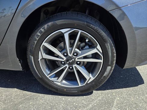 Used 2022 Kia Forte LXS w/ LXS Technology Package image 26