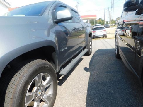 Used 2020 Chevrolet Colorado Z71 image 40