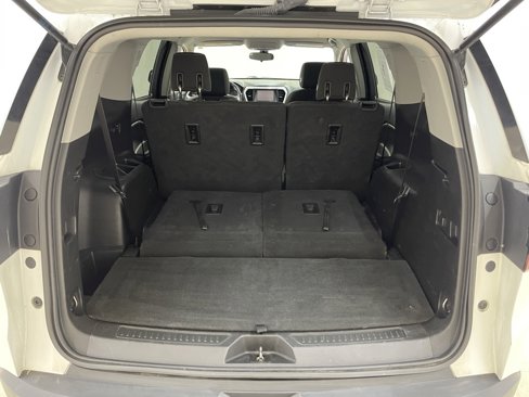 Used 2019 GMC Acadia SLE w/ LPO, Floor Liner Package image 6