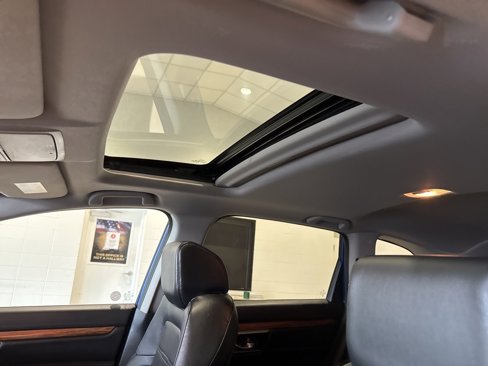 Used 2020 Honda CR-V Touring image 25