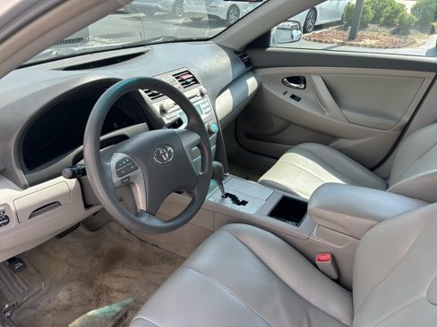 Used 2009 Toyota Camry LE image 10