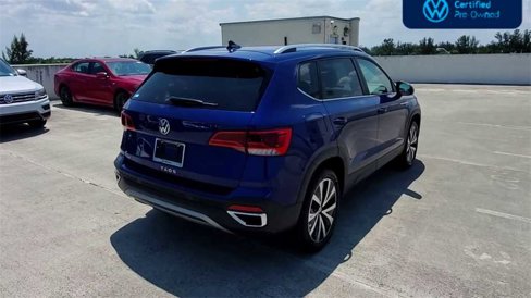 Certified 2023 Volkswagen Taos SE image 8