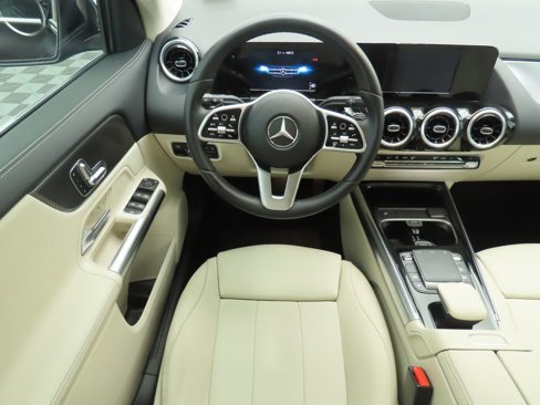 Used 2021 Mercedes-Benz GLA 250 image 10