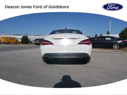 Used 2019 Mercedes-Benz CLA 250 4MATIC image 4