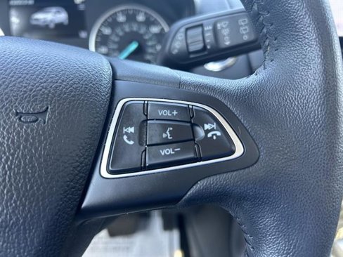 Used 2022 Ford EcoSport Titanium w/ Interior Protection Package image 16