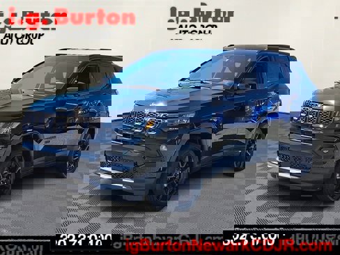 New 2026 Jeep Compass Latitude image 2