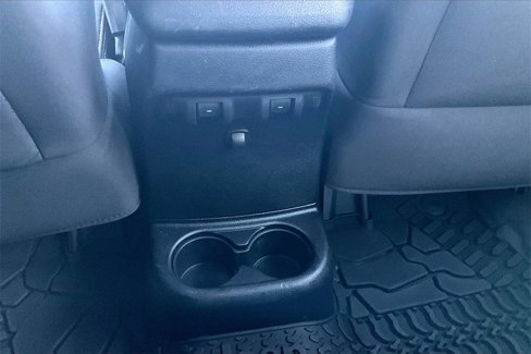 Used 2015 Jeep Wrangler Unlimited Sahara w/ Max Tow Package image 33
