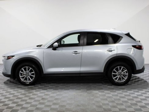 Used 2023 MAZDA CX-5 AWD 2.5 S w/ Preferred Package image 3