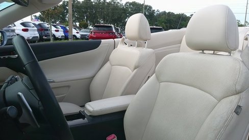 Used 2010 Lexus IS 250C image 9