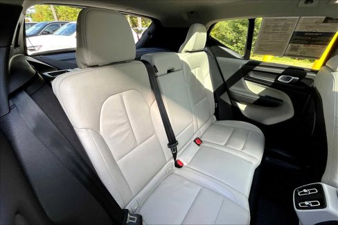 Used 2024 Volvo XC40 B5 Plus w/ Protection Package Premier image 18