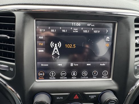 Used 2018 Jeep Grand Cherokee Altitude image 18
