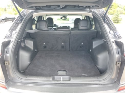 Used 2021 Jeep Cherokee Latitude Plus image 33