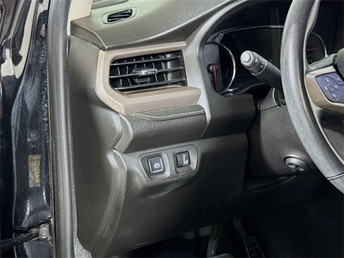 Used 2018 GMC Acadia Denali image 8