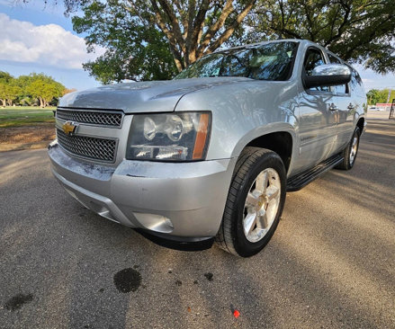Used 2013 Chevrolet Suburban LTZ image 2
