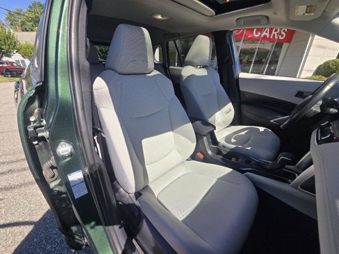 Used 2022 Toyota Corolla Cross LE image 15