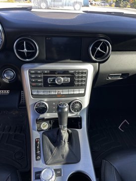 Used 2012 Mercedes-Benz SLK 350 image 13