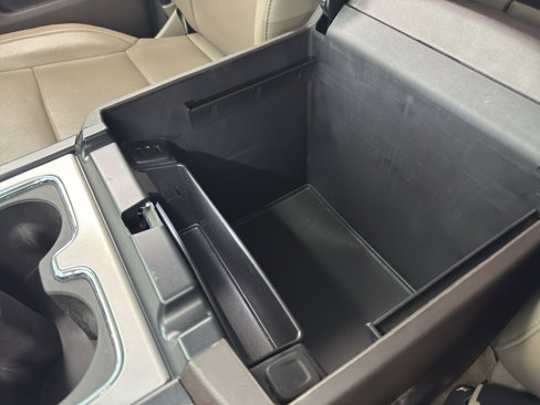 Used 2018 GMC Sierra 1500 SLT w/ SLT Premium Package image 29