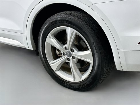 Used 2020 Audi Q5 2.0T Premium Plus w/ Premium Plus Package image 8