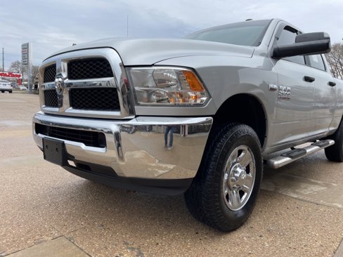 Used 2018 RAM 2500 SLT image 14