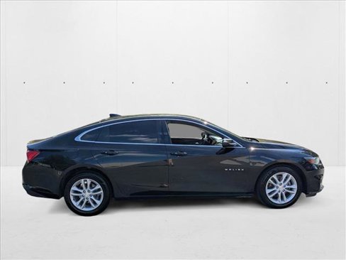 Used 2018 Chevrolet Malibu LT image 4