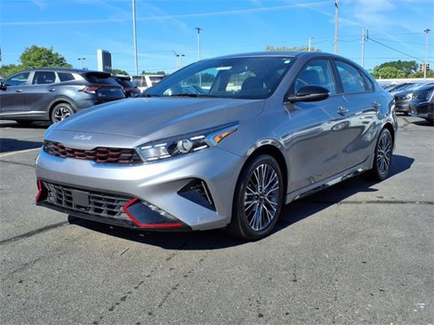 Used 2024 Kia Forte GT-Line w/ GT-Line Premium Package image 3