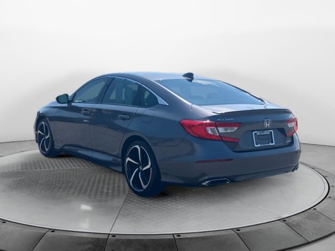 Used 2018 Honda Accord Sport image 5