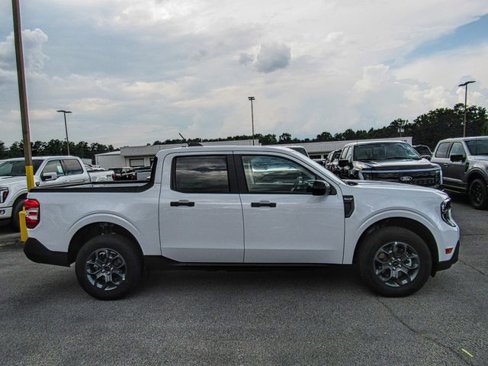 New 2025 Ford Maverick XLT w/ XLT Luxury Package image 3