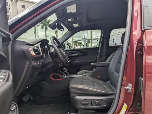 Used 2022 Chevrolet TrailBlazer RS w/ Sun and Liftgate Package image 7