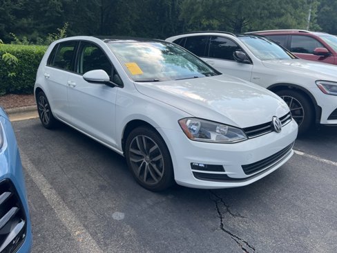 Used 2016 Volkswagen Golf SE image 1