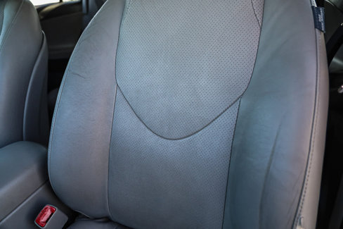 Used 2011 Toyota RAV4 Limited image 23