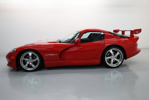 Used 1997 Dodge Viper GTS image 11