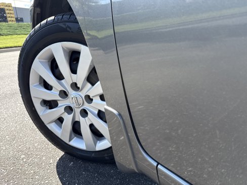 Used 2015 Nissan Sentra S image 12