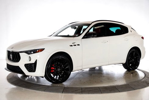 Used 2022 Maserati Levante GT image 1