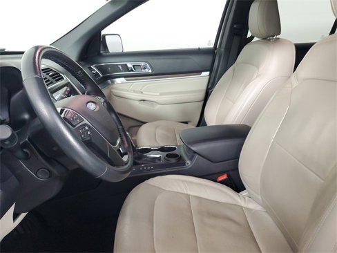 Used 2018 Ford Explorer Limited w/ Equipment Group 301A image 21