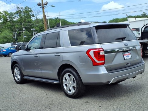 Used 2021 Ford Expedition XLT image 4