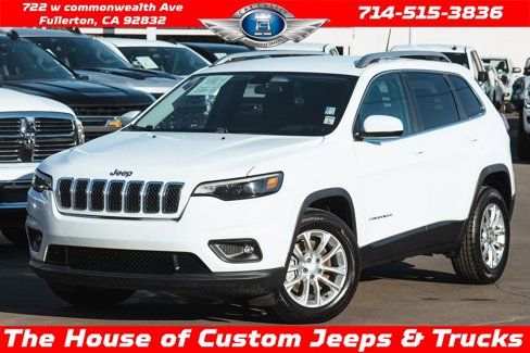 Used 2019 Jeep Cherokee Latitude w/ Popular Appearance Group image 1