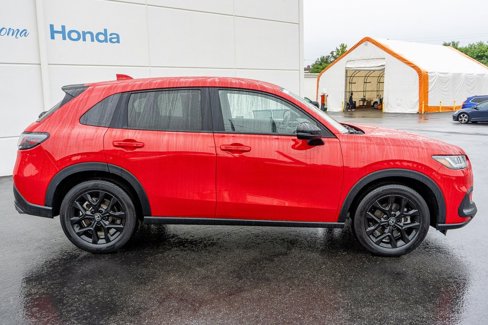 Used 2023 Honda HR-V Sport image 16