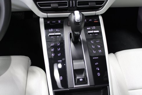 Used 2023 Porsche Macan S image 33