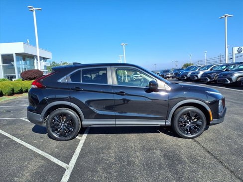 Used 2022 Mitsubishi Eclipse Cross LE image 8