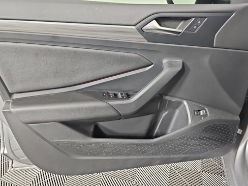 Used 2020 Volkswagen Jetta SEL image 11