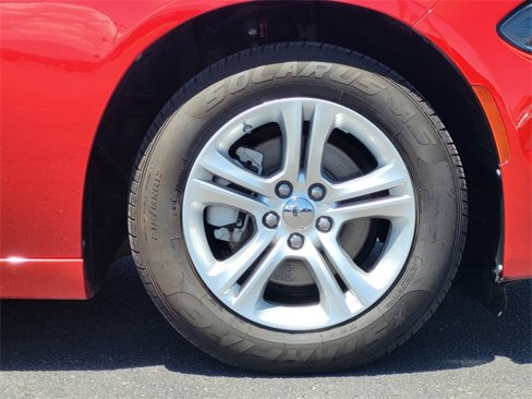 Certified 2022 Dodge Charger SXT image 7
